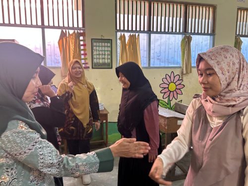 Sumber Foto: Sesi Edukasi Imunisasi ke Orang Tua di Sekolah di Brebes, Portkesmas 2025